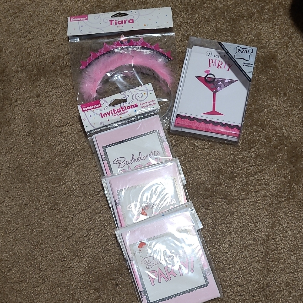 Pink Bachelorette Party Tiara & Invitations Set
